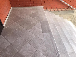 Угловая клинкерная ступень с капиносом Paradyz Viano Beige, 330*330*11 мм Hit Ceramics